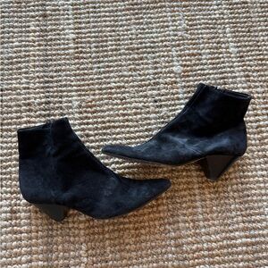 Vince. Black Suede Ankle Boots